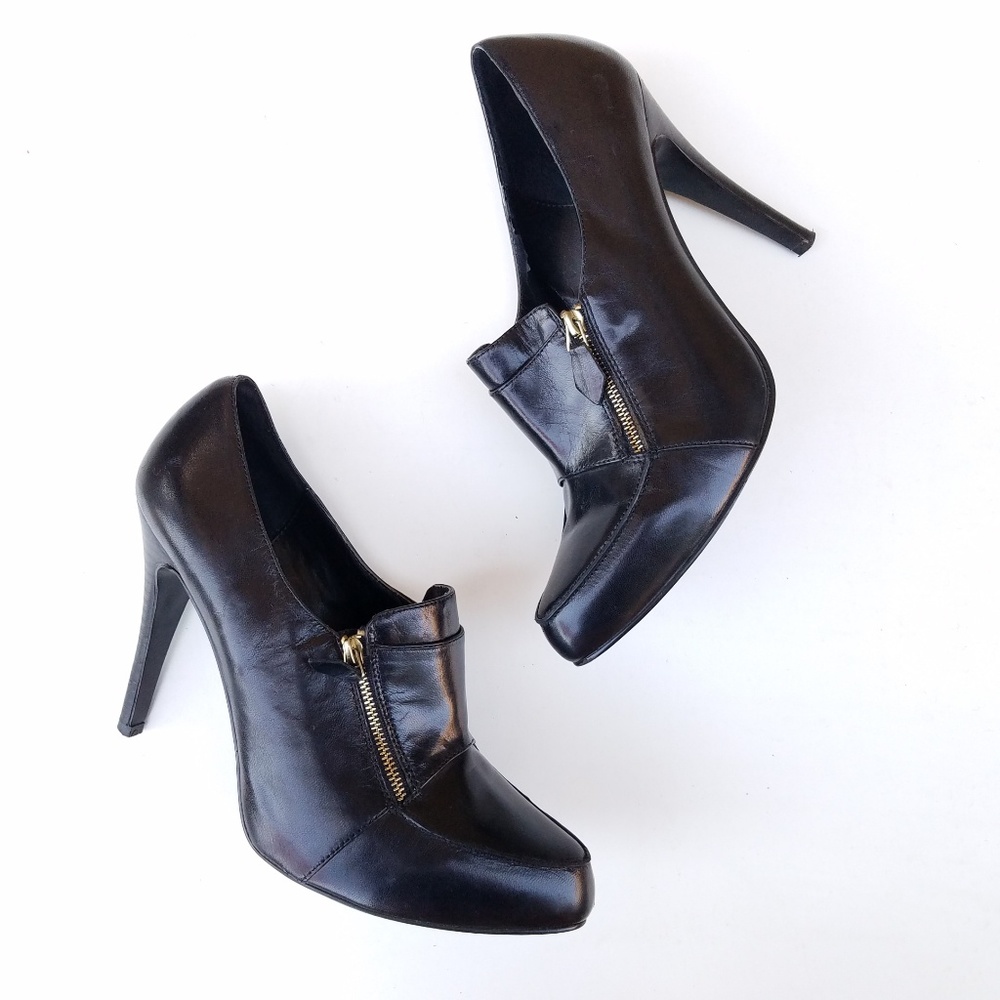 Chinese Laundry | Black boots zippered front booties size 9